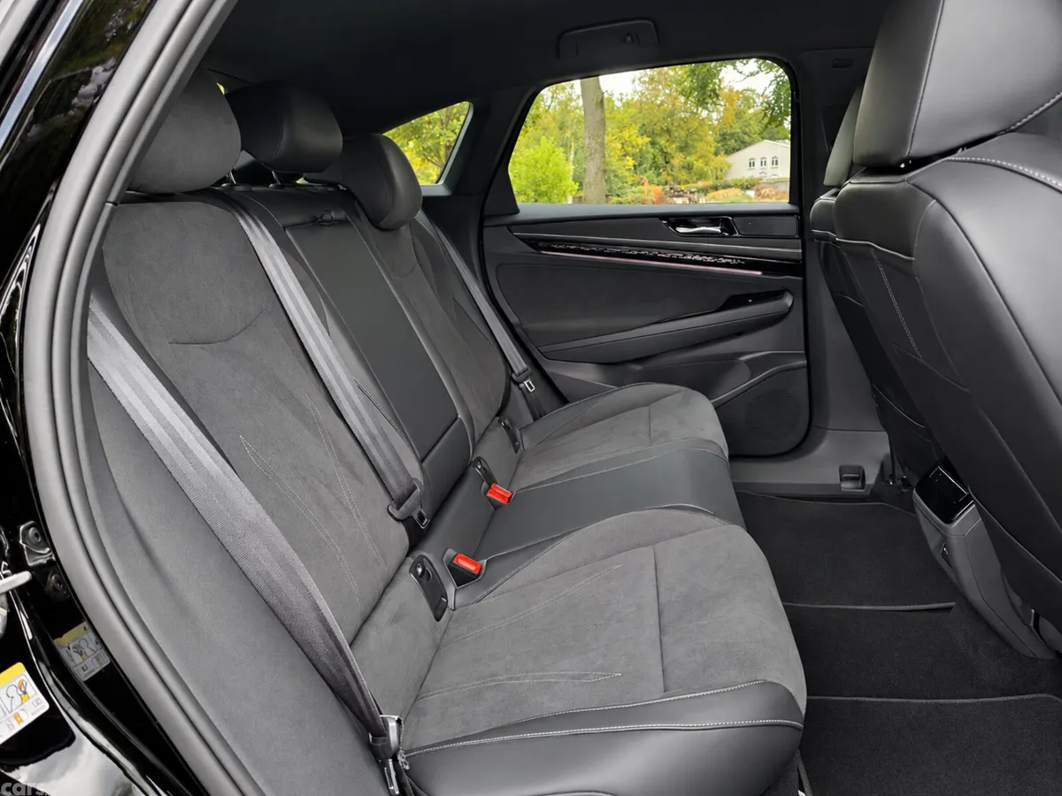 Volkswagen ID.7 Saloon, Electric, 2024, Black