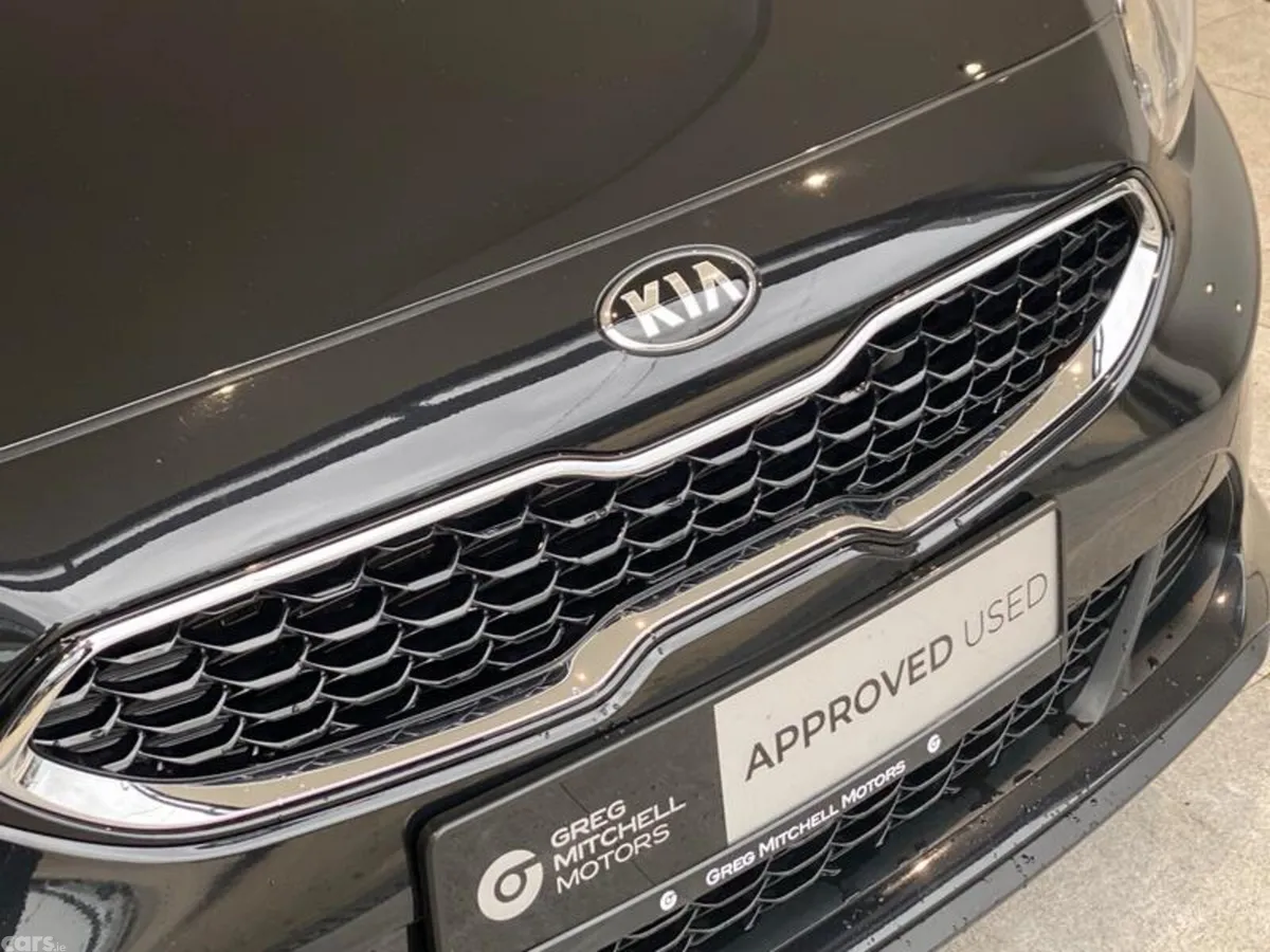 Kia Ceed Hatchback, Diesel Hybrid, 2021, Black