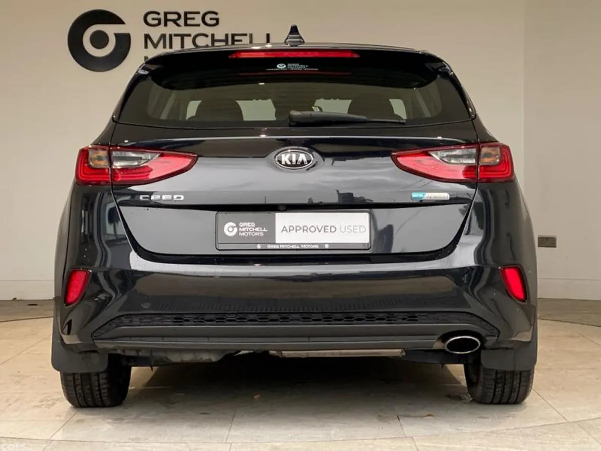 Kia Ceed Hatchback, Diesel Hybrid, 2021, Black