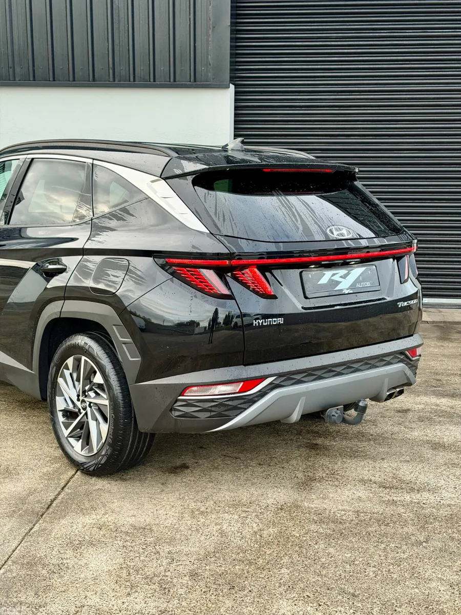 Hyundai Tucson SUV, Diesel, 2023, Black