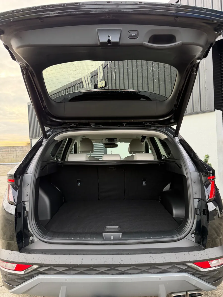 Hyundai Tucson SUV, Diesel, 2023, Black