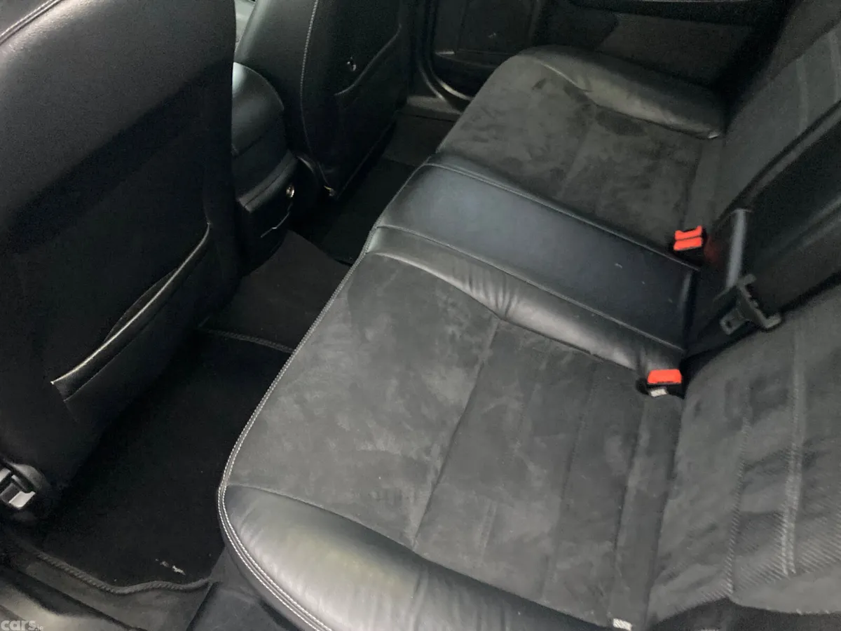 Ford Mondeo Saloon, Diesel, 2011, Brown