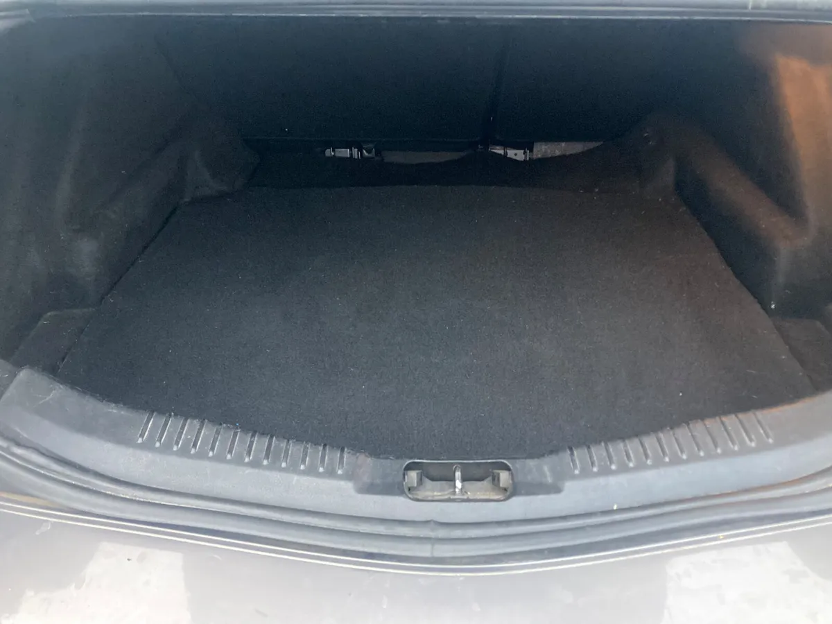 Ford Mondeo Saloon, Diesel, 2011, Brown