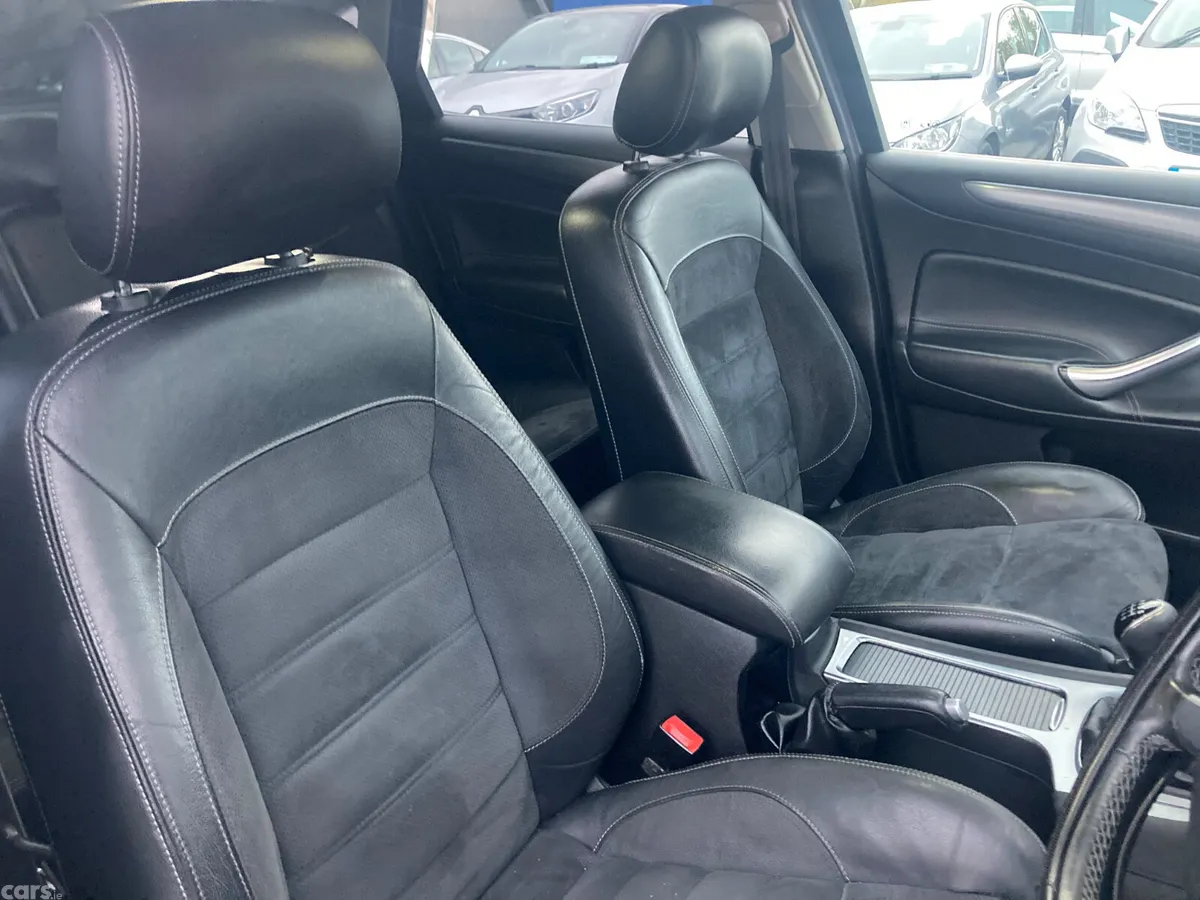 Ford Mondeo Saloon, Diesel, 2011, Brown