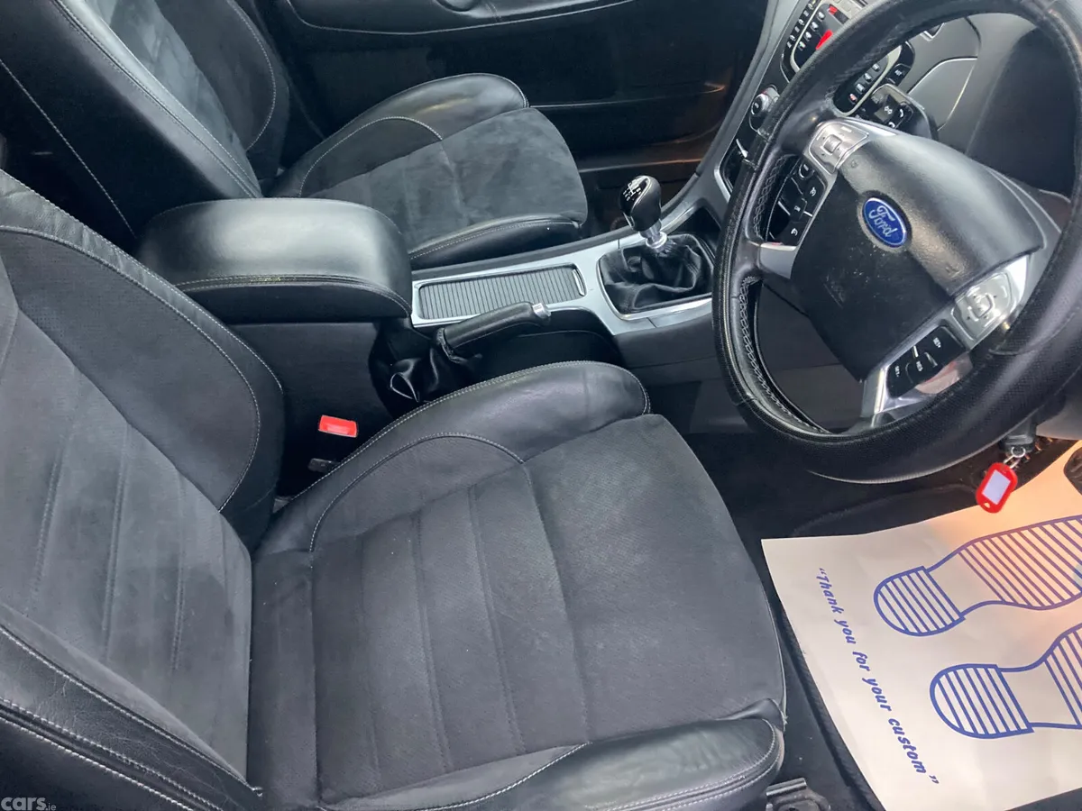 Ford Mondeo Saloon, Diesel, 2011, Brown