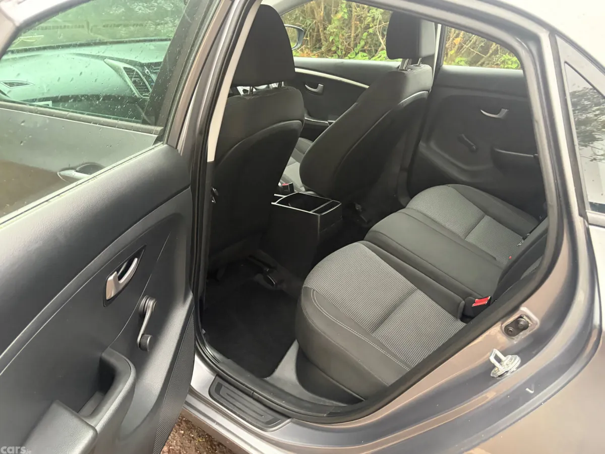 Hyundai i30 Hatchback, Diesel, 2014, Grey