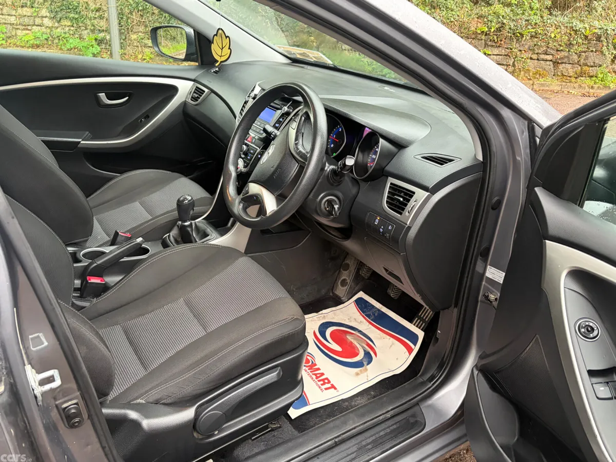 Hyundai i30 Hatchback, Diesel, 2014, Grey