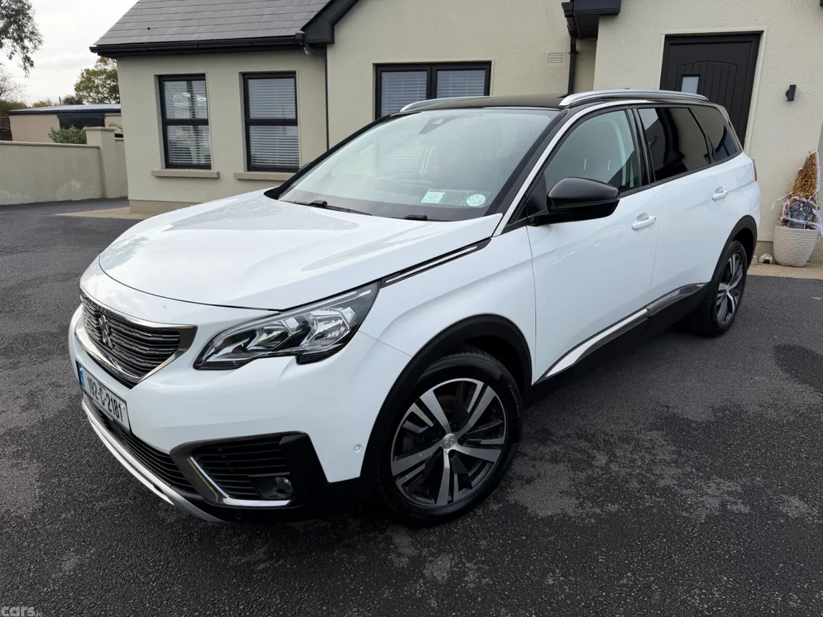 Peugeot 5008 MPV, Diesel, 2019, White