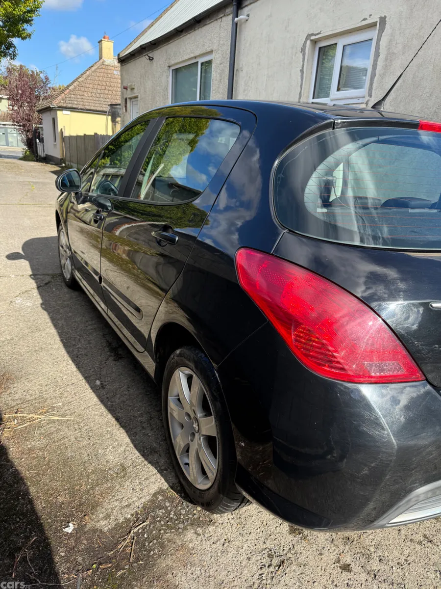 Peugeot 308 Hatchback, Diesel, 2012, Black