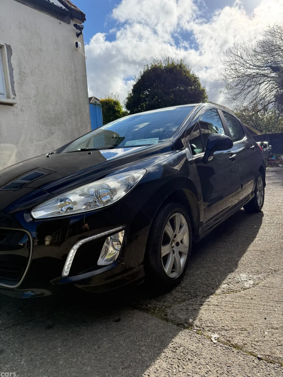 Peugeot 308 Hatchback, Diesel, 2012, Black