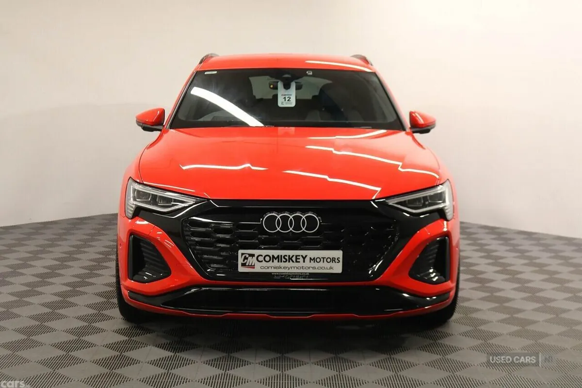 Audi Q8 SUV, Electric, 2023, Red