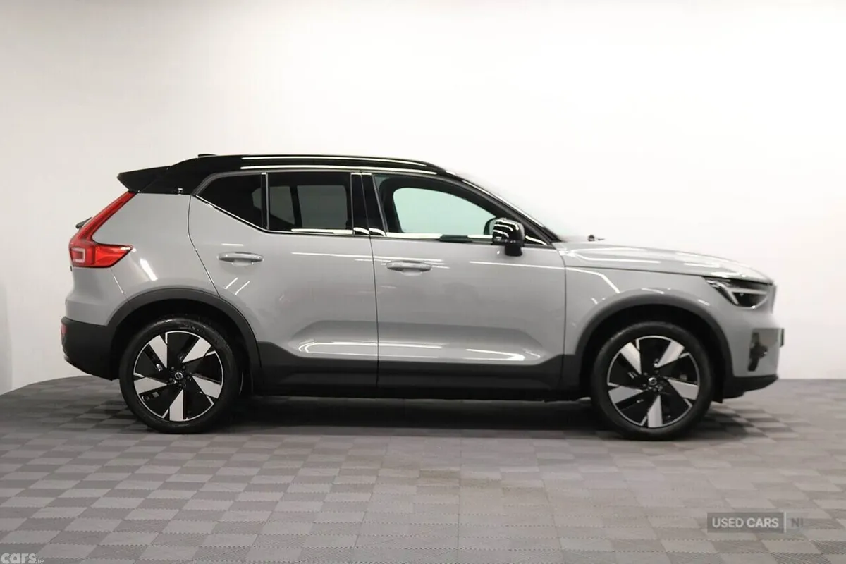 Volvo XC40 SUV, Electric, 2024, Grey