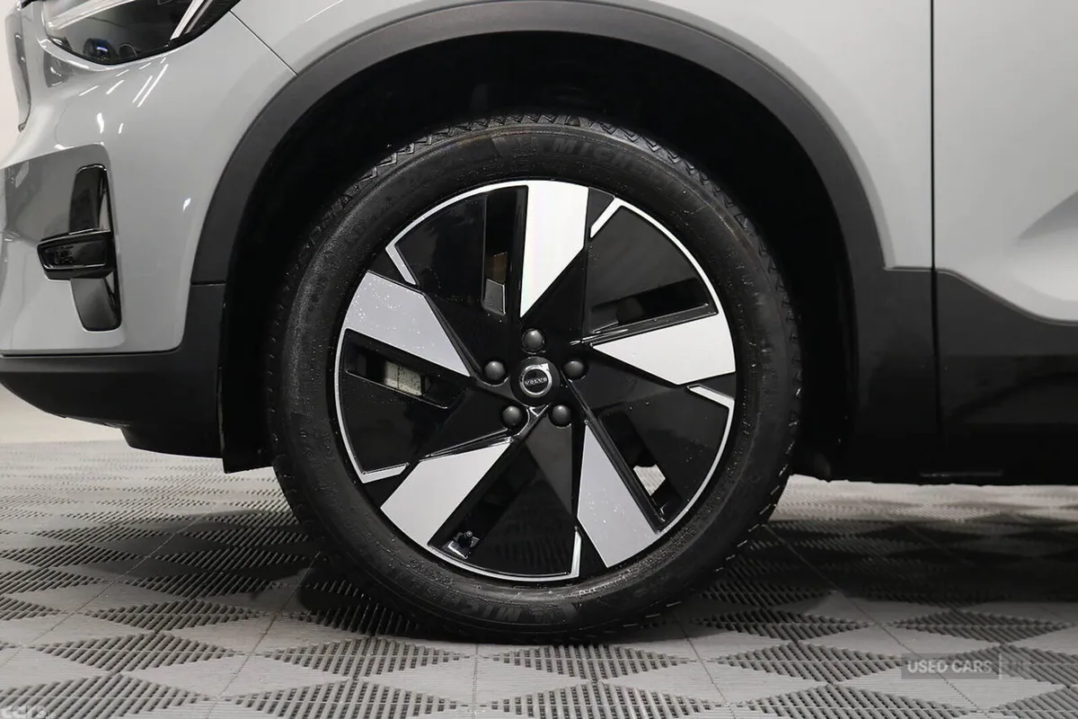 Volvo XC40 SUV, Electric, 2024, Grey