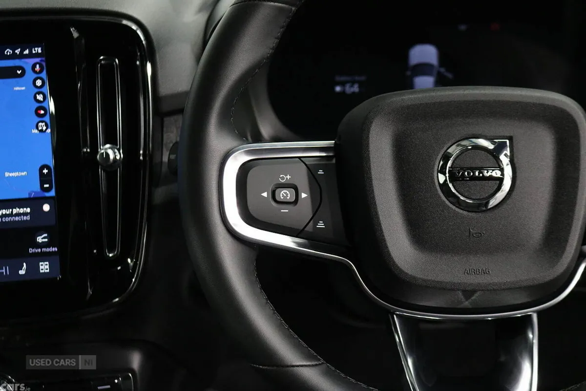 Volvo XC40 SUV, Electric, 2024, Grey
