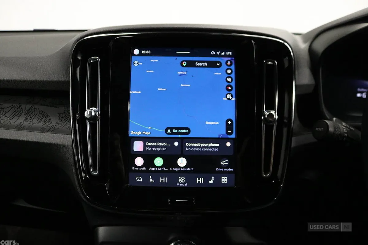 Volvo XC40 SUV, Electric, 2024, Grey