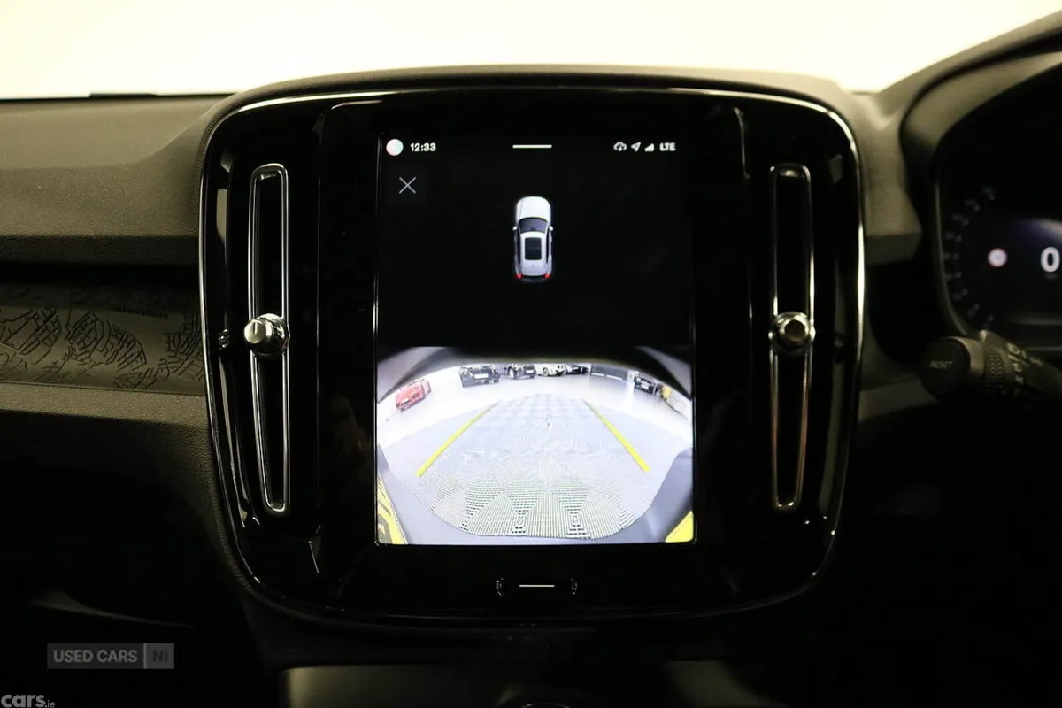 Volvo XC40 SUV, Electric, 2024, Grey