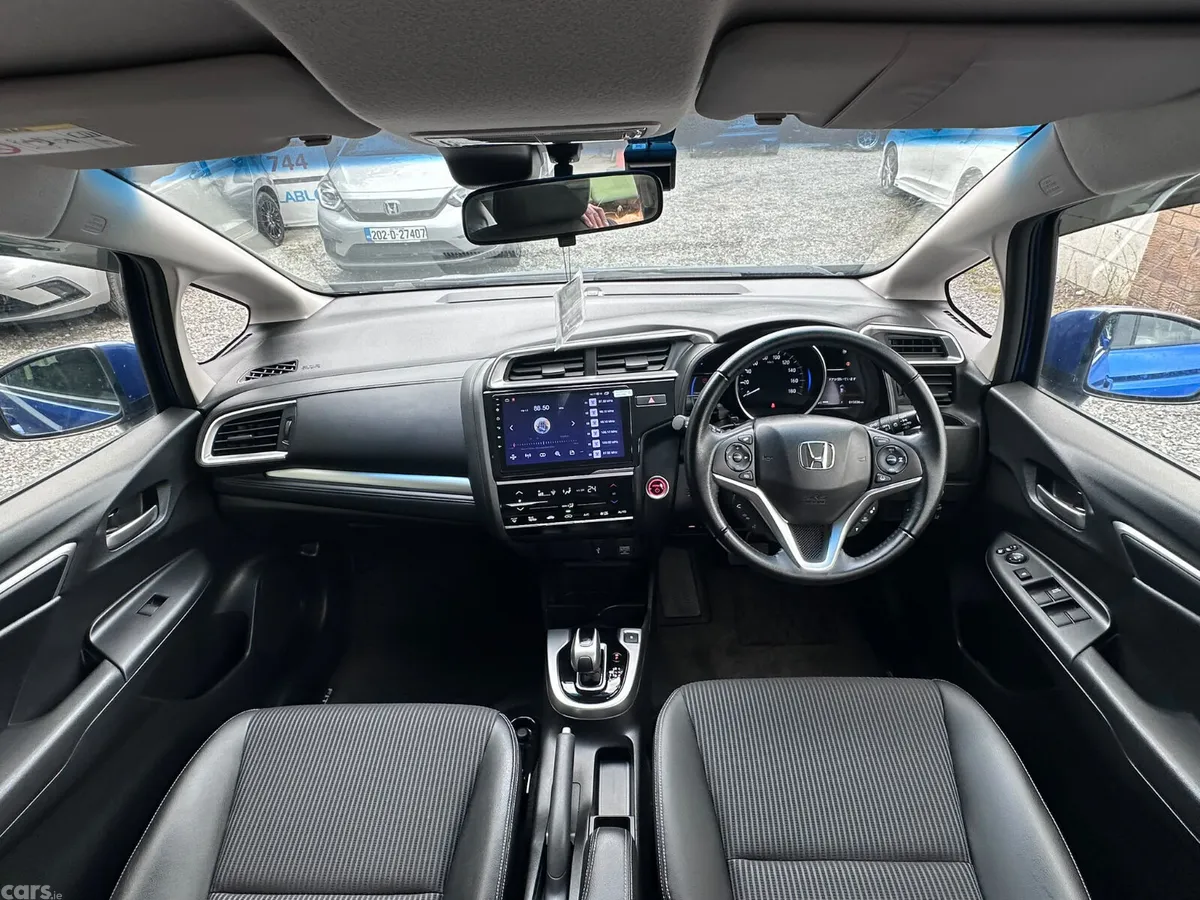 Honda Fit Hatchback, Petrol Hybrid, 2019, Grey
