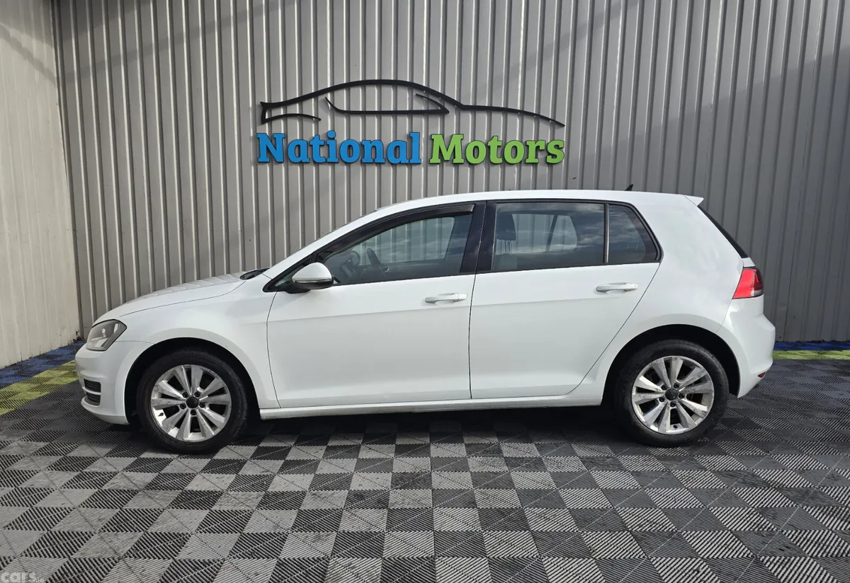 Volkswagen Golf Hatchback, Diesel, 2014, White