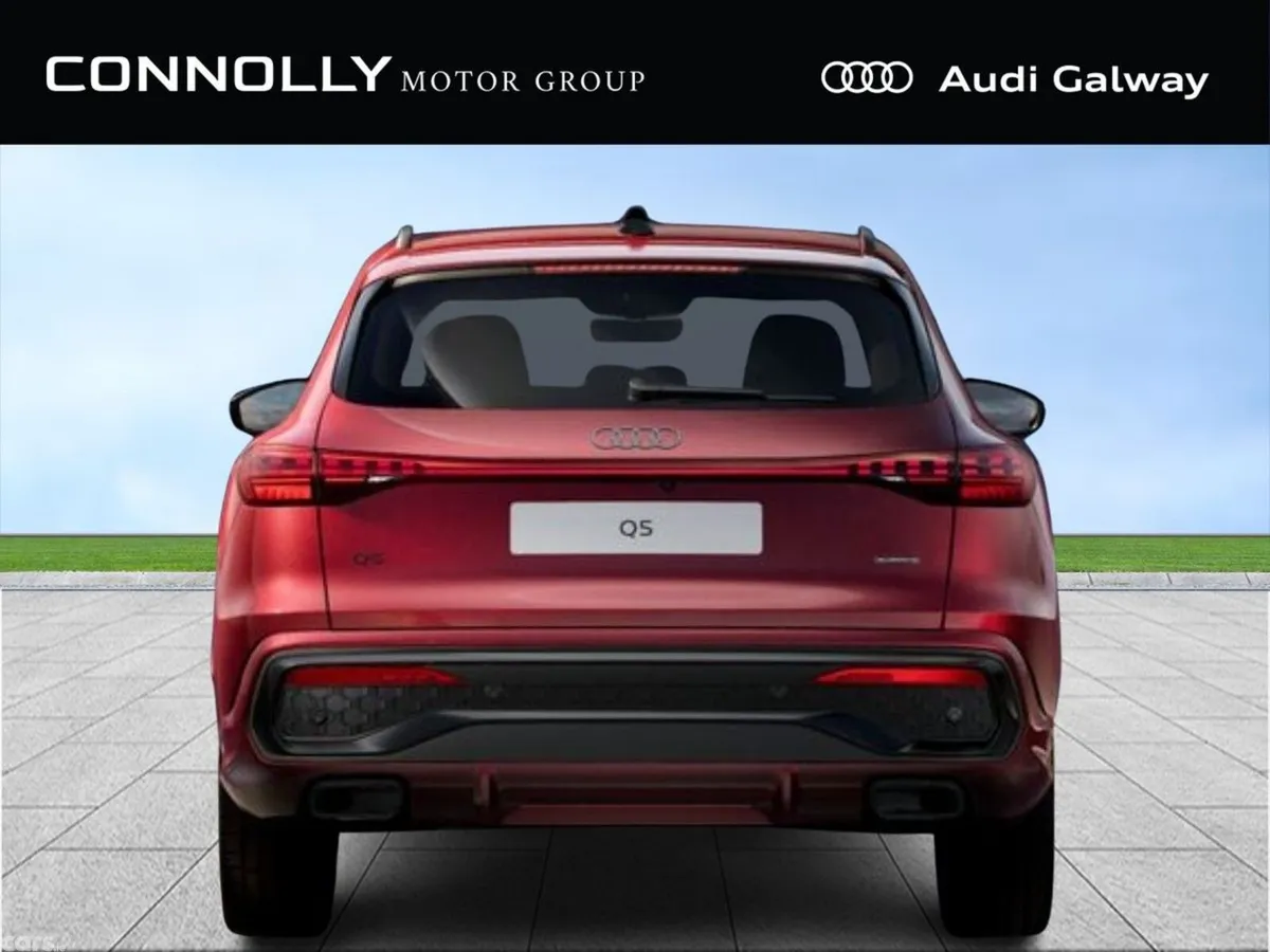 Audi Q5 SUV, Petrol Plug-in Hybrid, 2027, Red