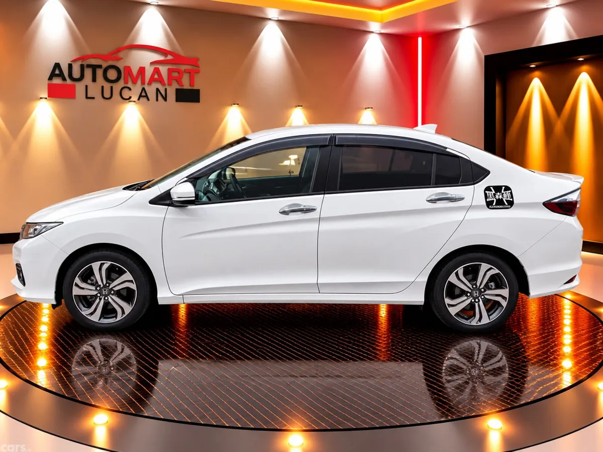 Honda Grace Saloon, Petrol Hybrid, 2016, White