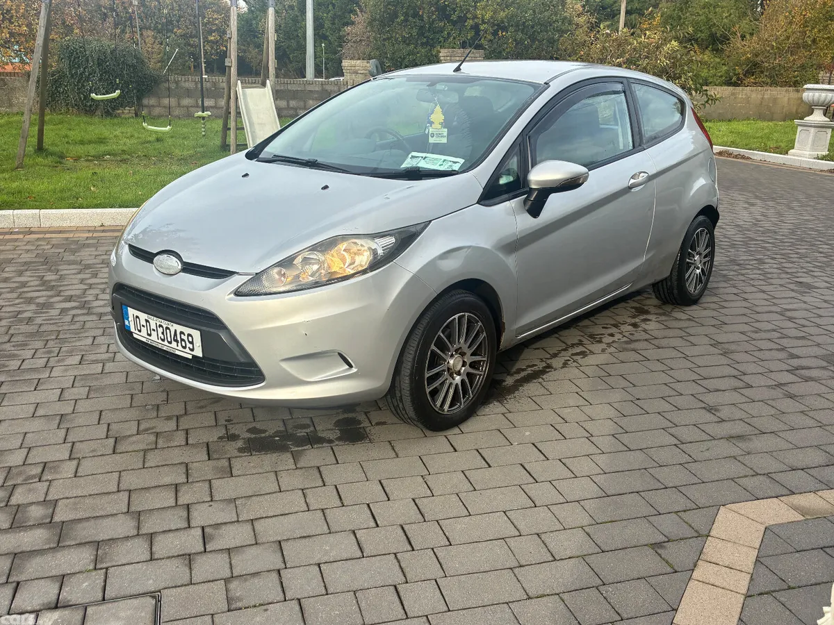Ford Fiesta Hatchback, Diesel, 2010, Silver