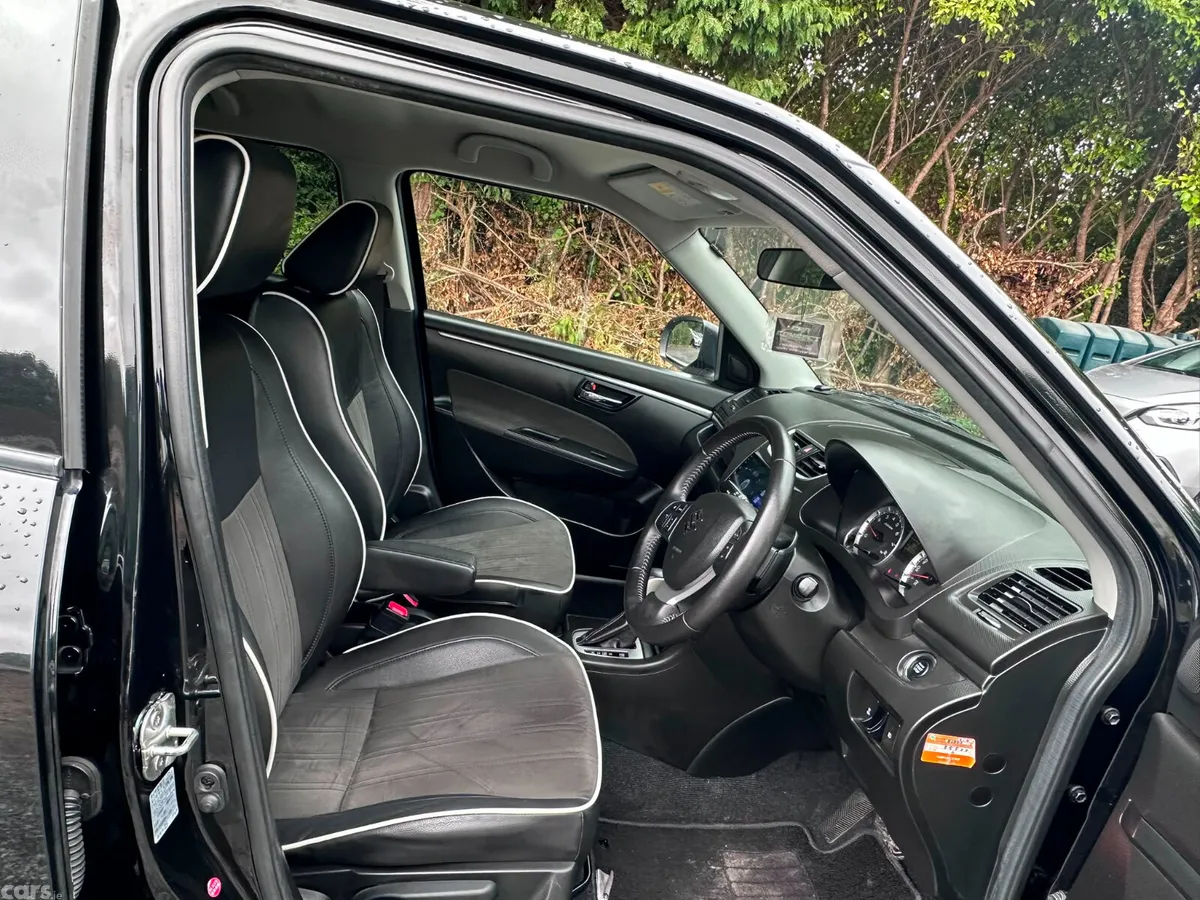 Suzuki Swift Hatchback, Petrol, 2016, Black