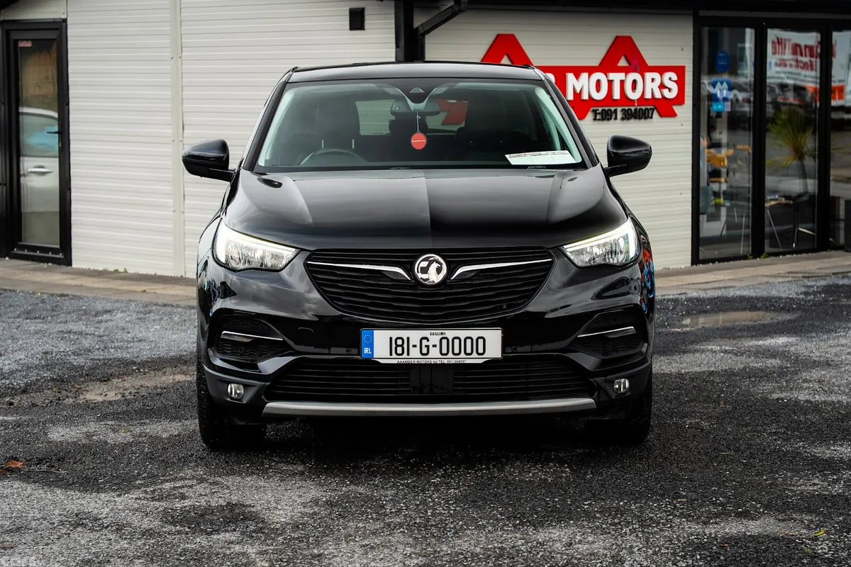 Vauxhall Grandland X Hatchback, Petrol, 2018, Black