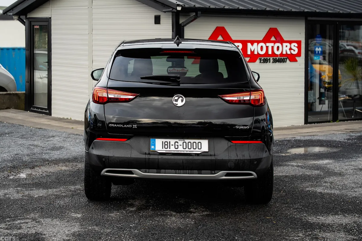 Vauxhall Grandland X Hatchback, Petrol, 2018, Black