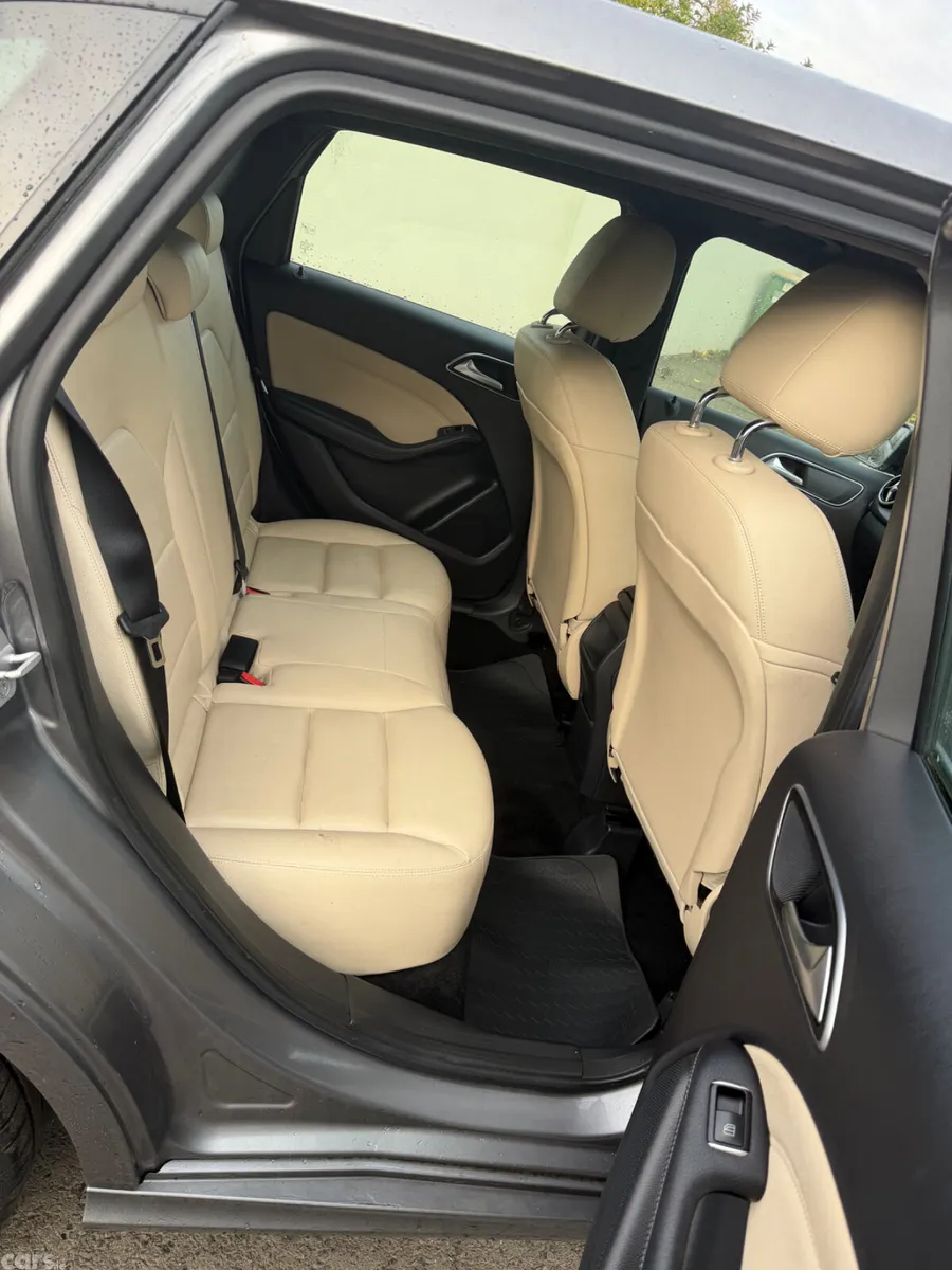 Mercedes-Benz B-Class MPV, Diesel, 2013, Grey