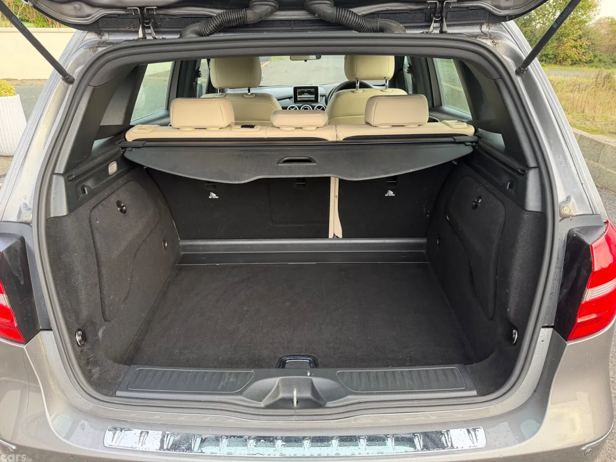 Mercedes-Benz B-Class MPV, Diesel, 2013, Grey