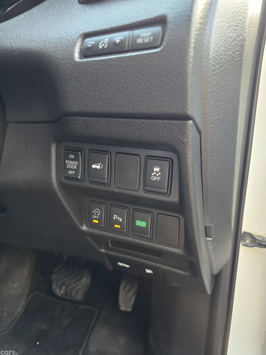 Nissan X-Trail MPV, Diesel, 2016, White