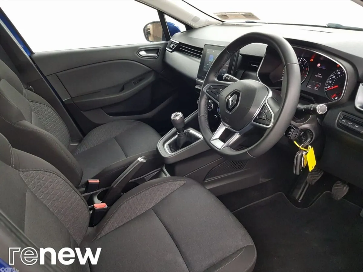 Renault Clio Hatchback, Petrol, 2020, Blue
