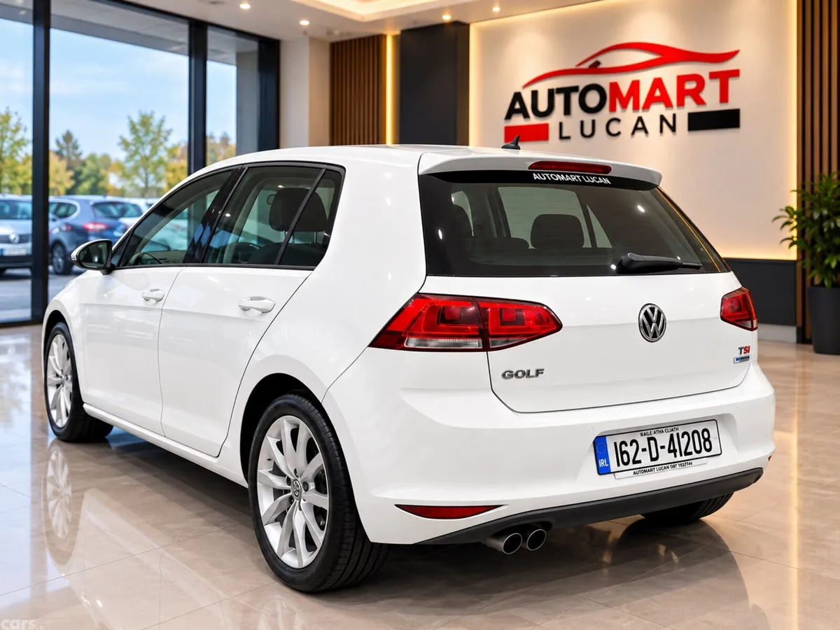 Volkswagen Golf Hatchback, Petrol, 2016, White