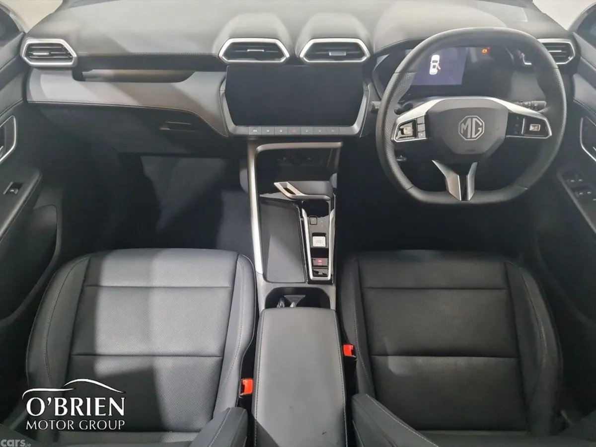 MG ZS Hatchback, Petrol Hybrid, 2026, White