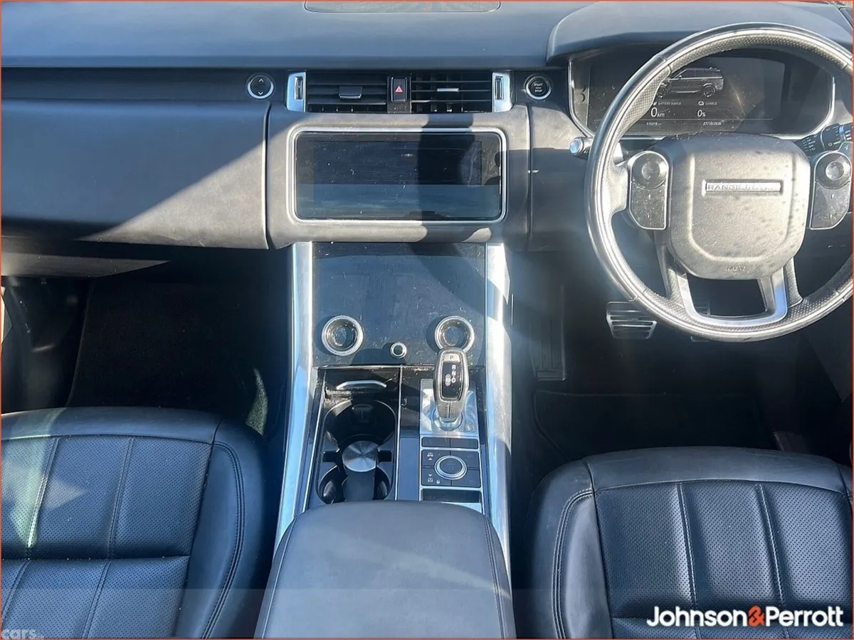 Land Rover Range Rover SUV, Petrol Plug-in Hybrid, 2021, Black