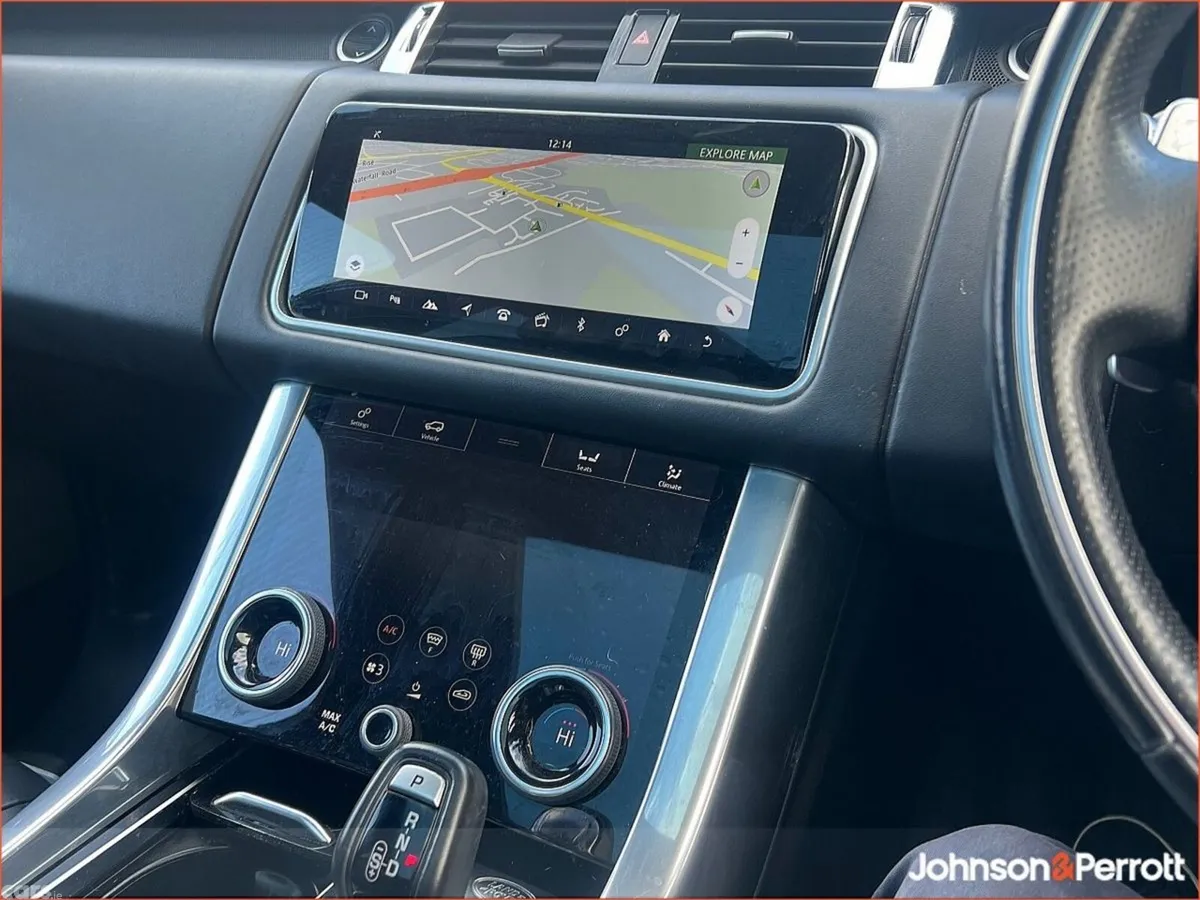 Land Rover Range Rover SUV, Petrol Plug-in Hybrid, 2021, Black