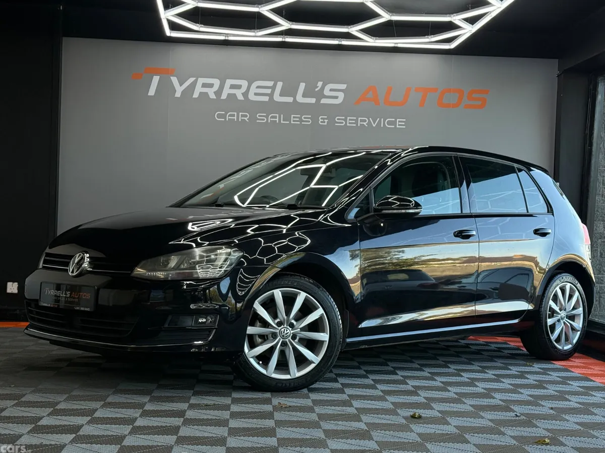 Volkswagen Golf Hatchback, Petrol, 2017, Black