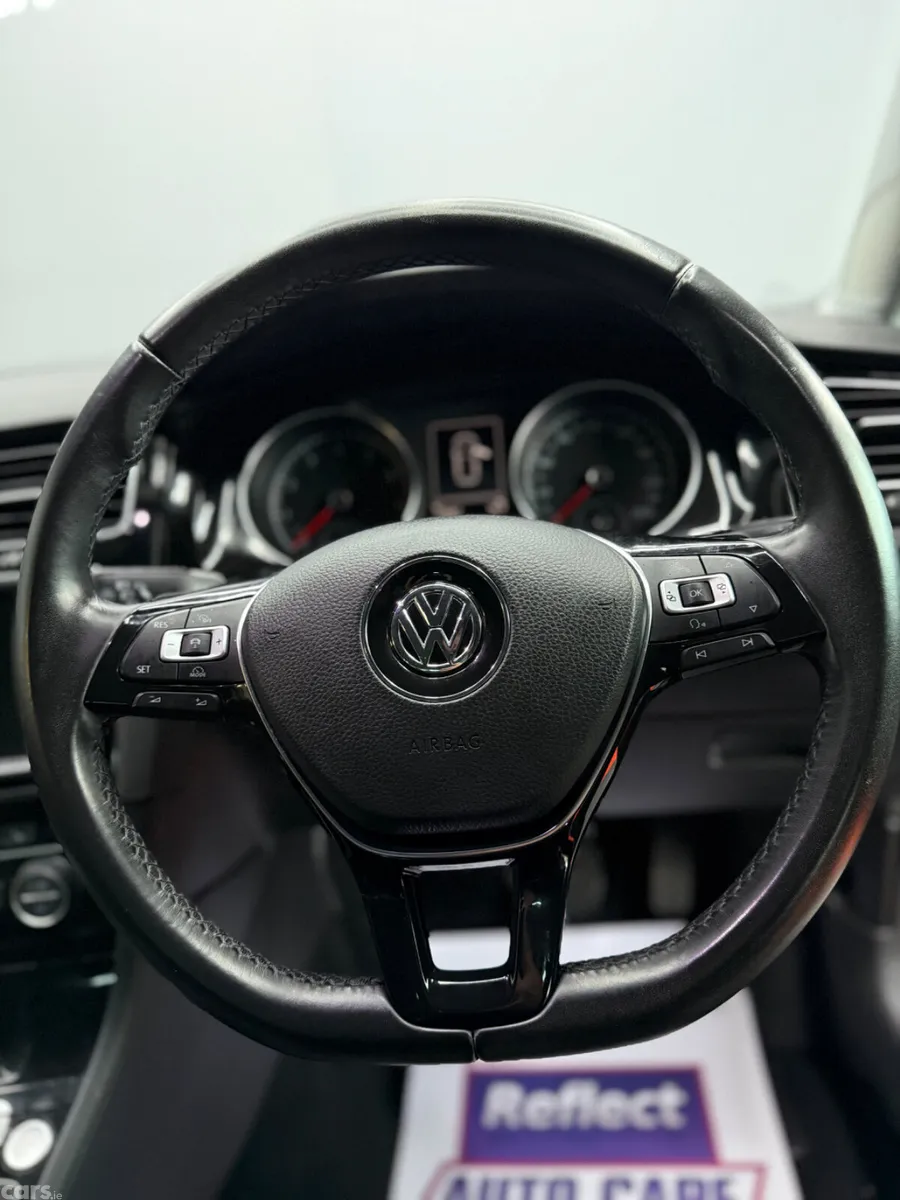 Volkswagen Golf Hatchback, Petrol, 2017, Black