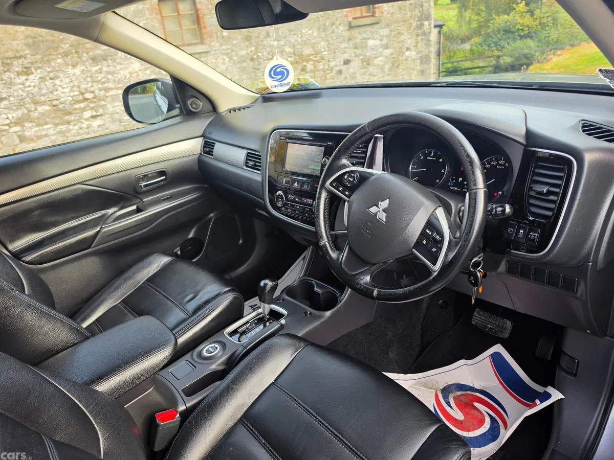 Mitsubishi Outlander SUV, Diesel, 2013, Grey