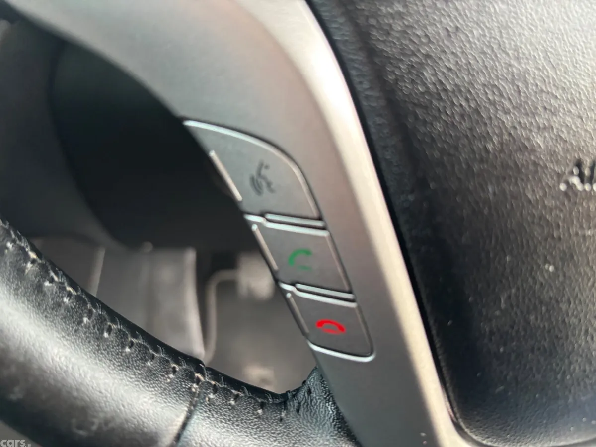 Hyundai ix20 MPV, Petrol, 2011, Black