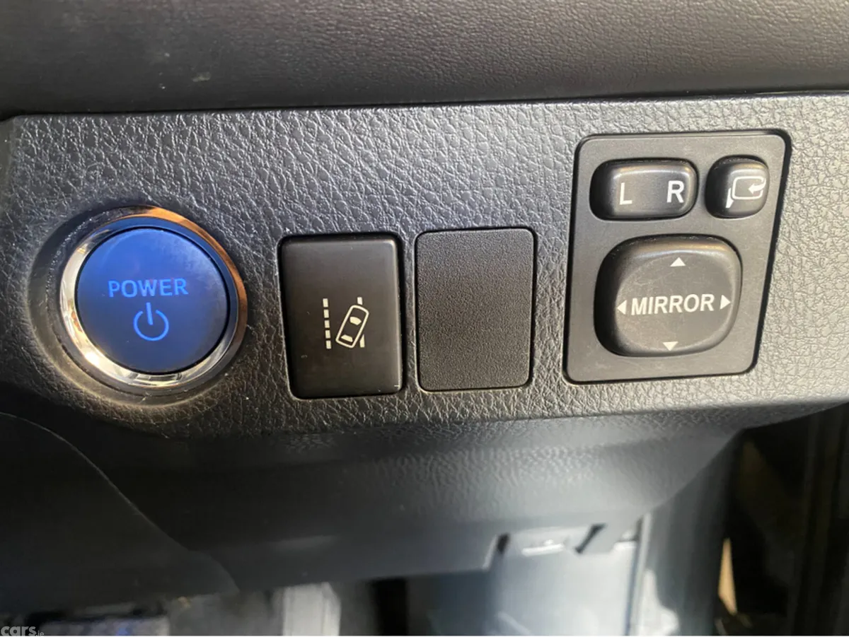Toyota RAV4 MPV, Petrol Hybrid, 2017, Black