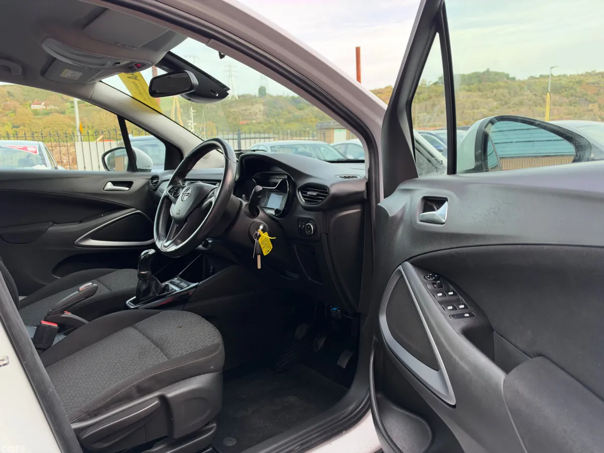 Opel Crossland X SUV, Petrol, 2018, White