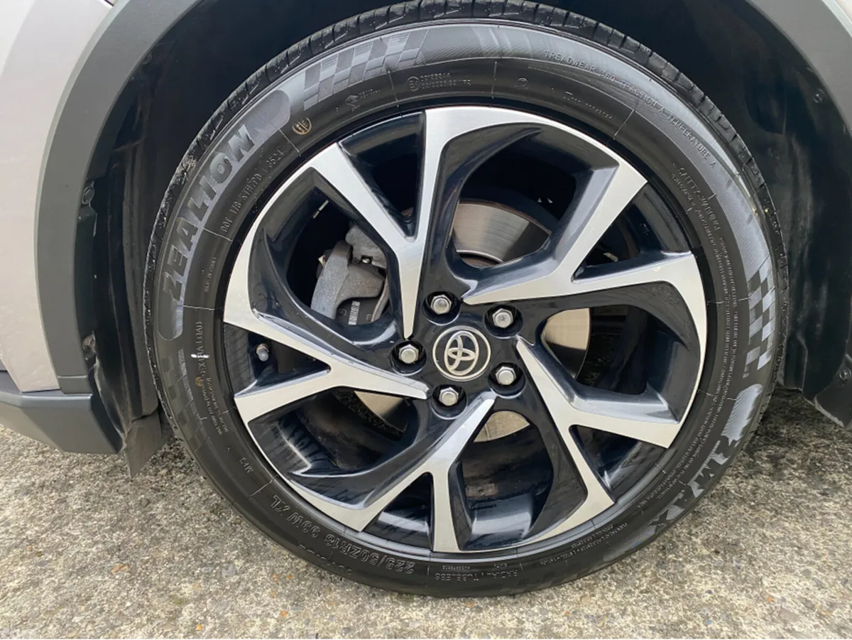 Toyota C-HR Hatchback, Petrol Hybrid, 2020, Grey