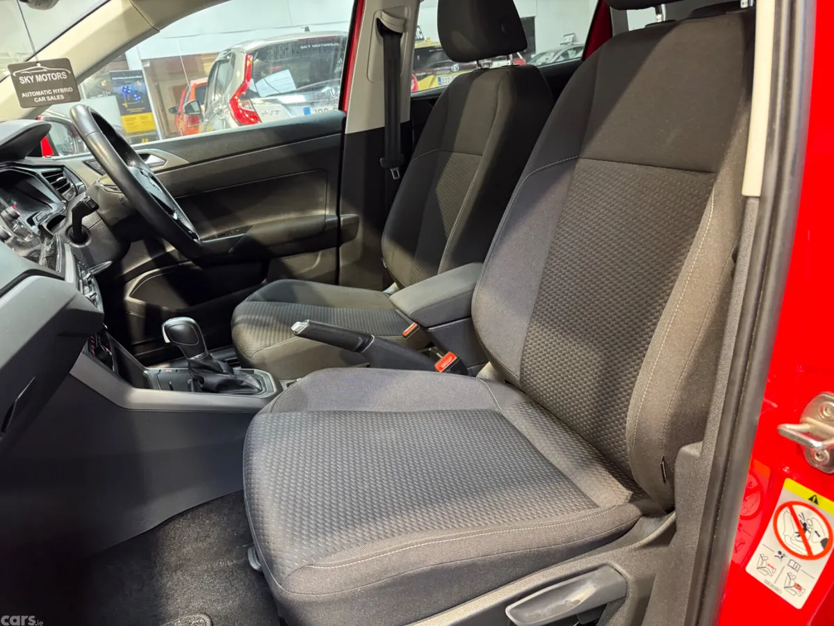 Volkswagen Polo Hatchback, Petrol, 2018, Red