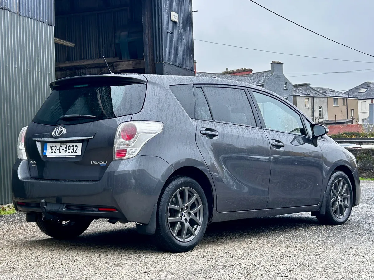 Toyota Verso MPV, Diesel, 2016, Grey