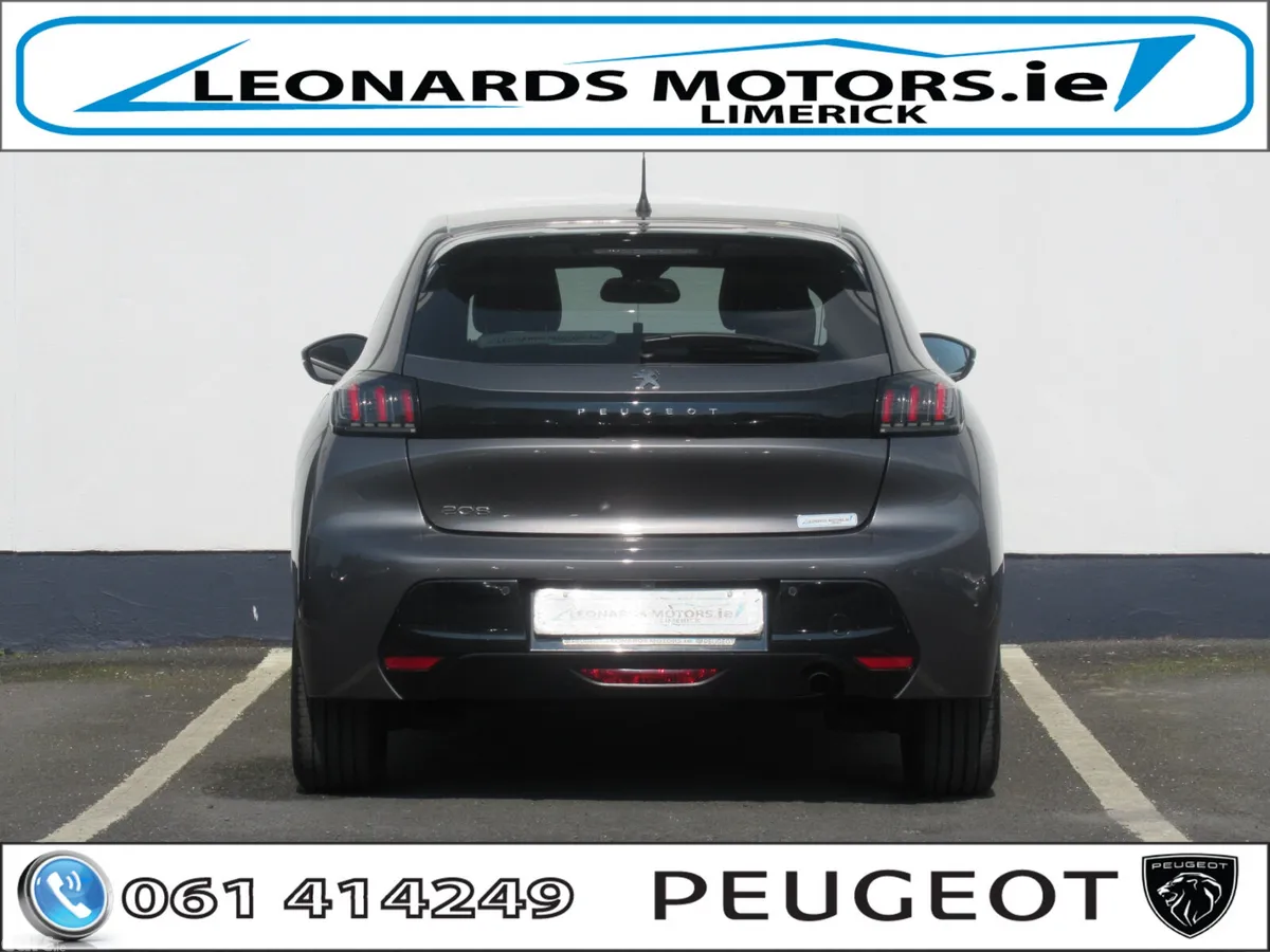 Peugeot 208 Hatchback, Petrol, 2022, Grey