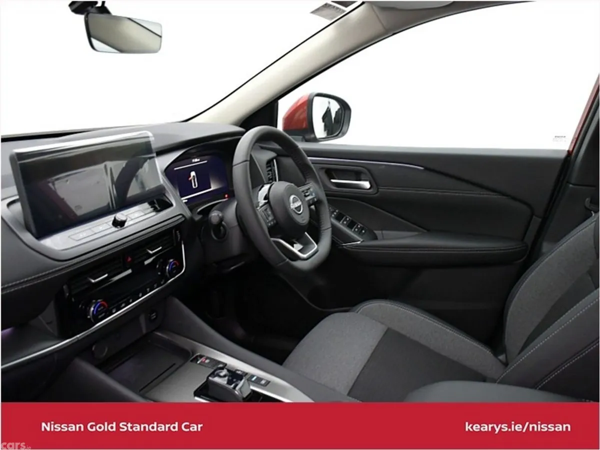 Nissan Qashqai SUV, Petrol Hybrid, 2026, Red