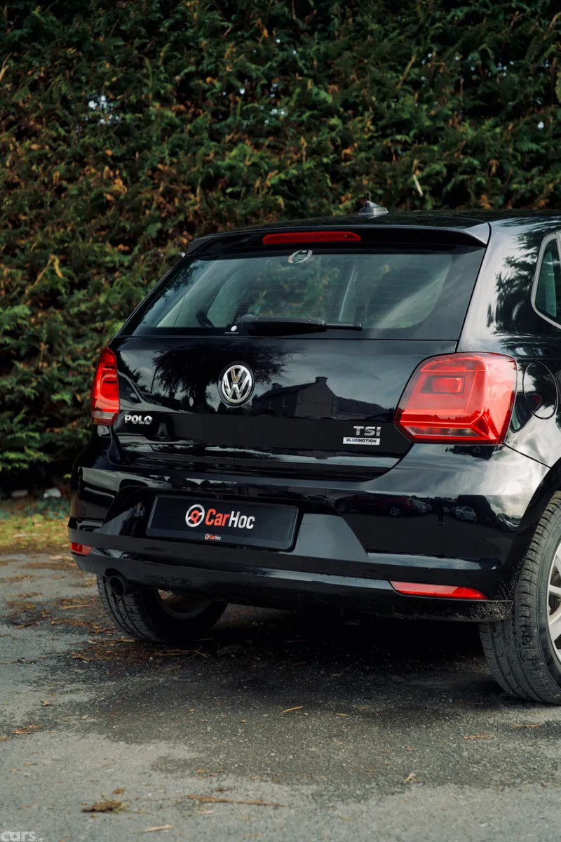 Volkswagen Polo Hatchback, Petrol, 2015, Black