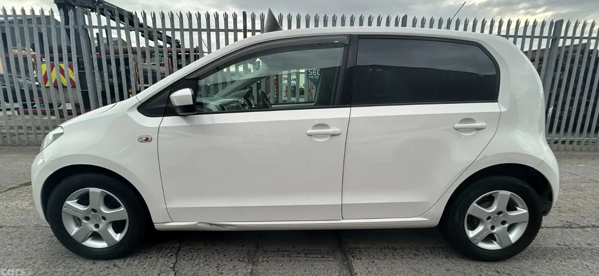 Volkswagen up! Hatchback, Petrol, 2013, White