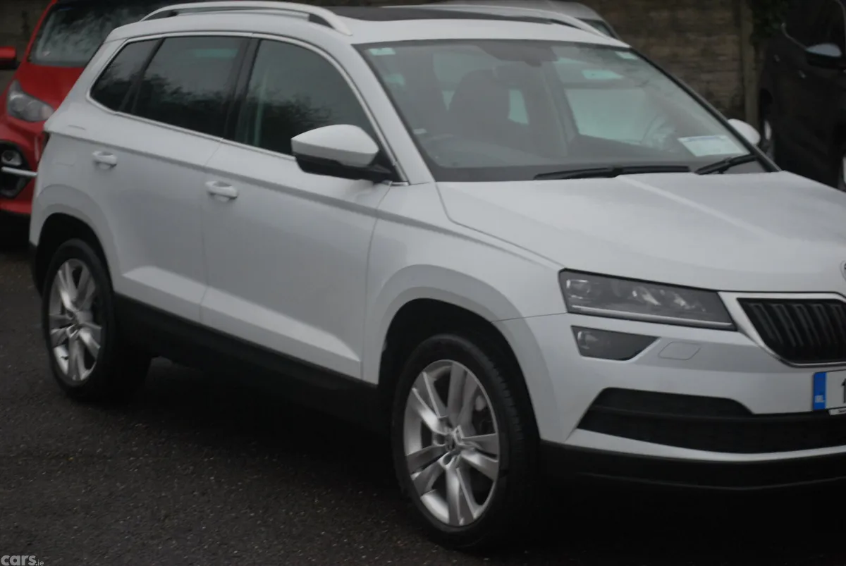 Skoda Karoq SUV, Petrol, 2018, White